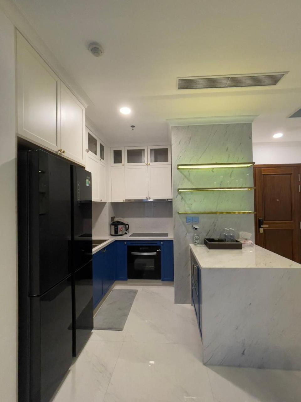 The Rixx Madison * TP. Hồ Chí Minh