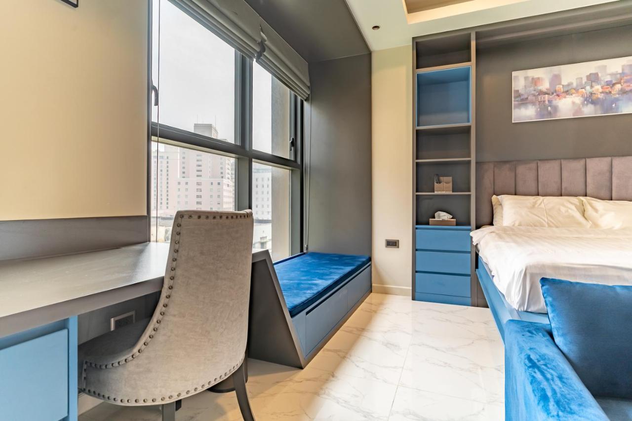 The Rixx Madison Apartment