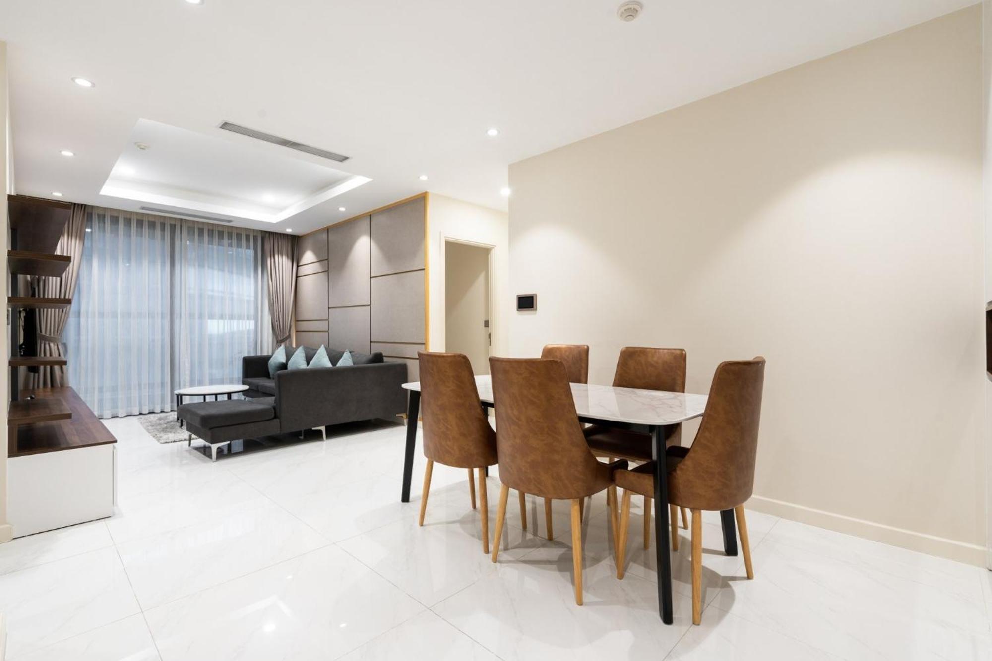 The Rixx Madison Apartment